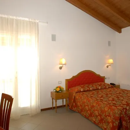 Aretusi 3* Bolonia