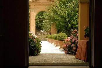 Aretusi Hotel Bolonia