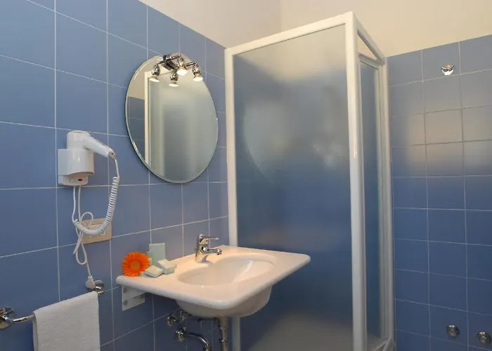 Aretusi Otel Bolonya