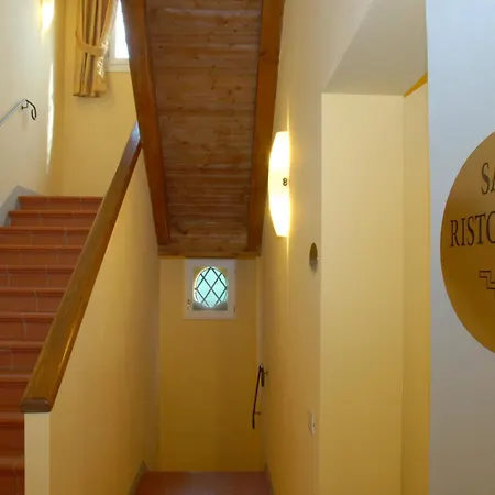 Otel Aretusi 3*