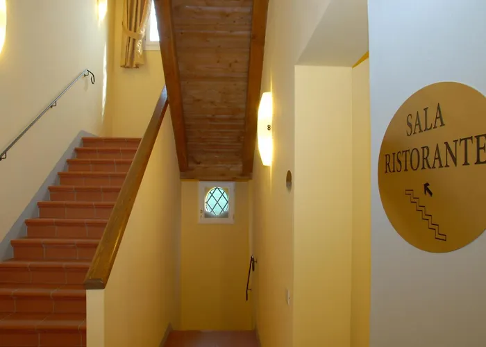 Otel Aretusi 3*