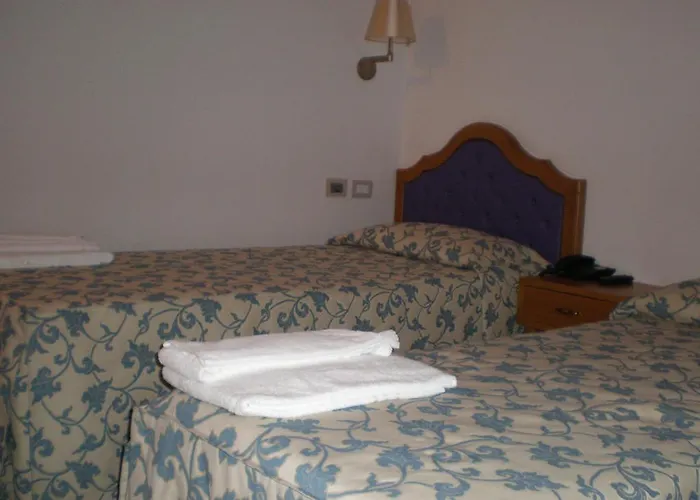 Otel Aretusi Bolonya